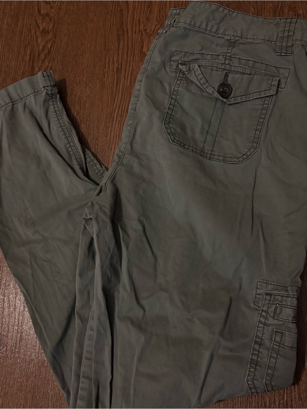 Sonoma Women’s Olive Green Casual Cargo Pants
